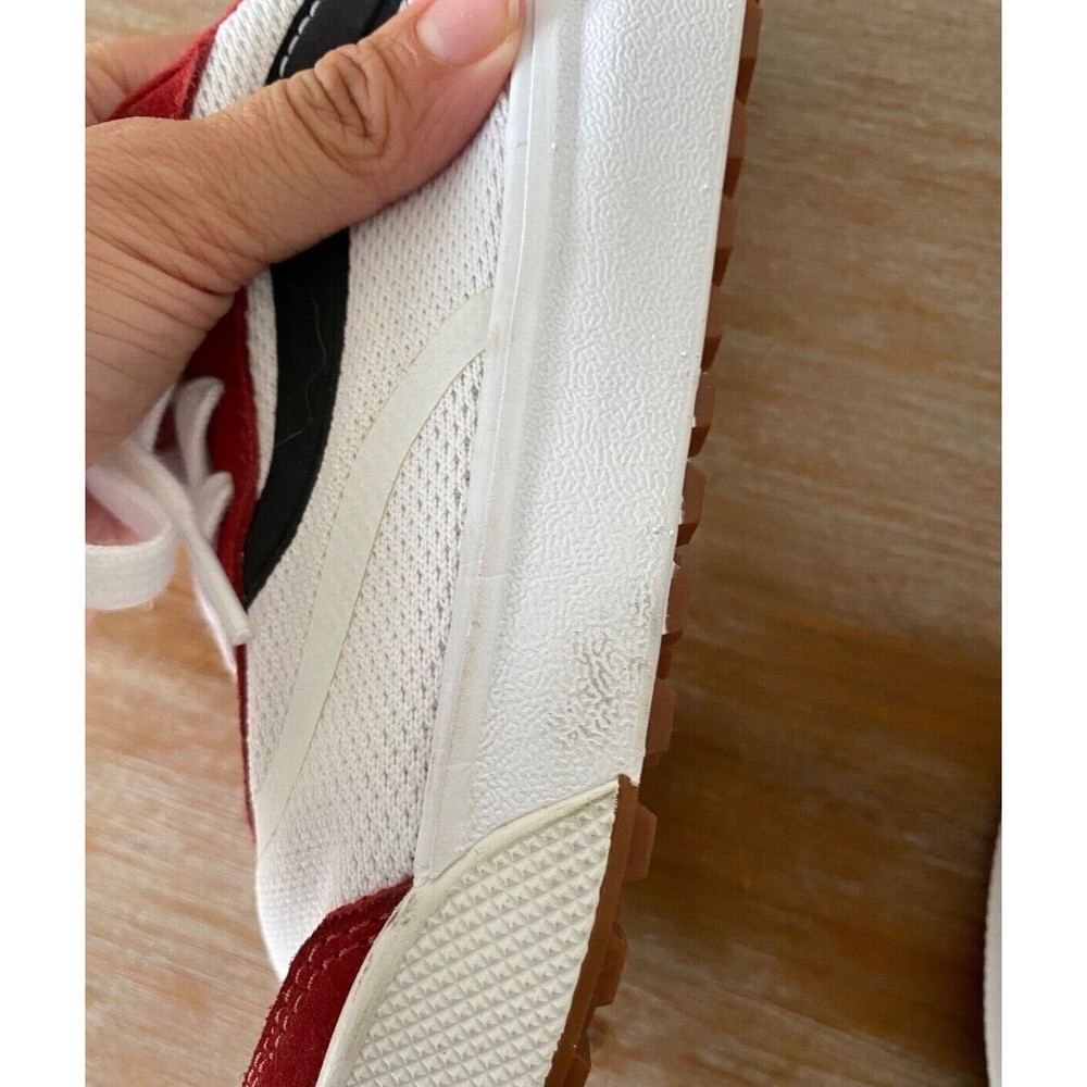 Vans Women's Red and White Sneakers - Picture 14 of 16